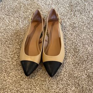 Old Navy Tan and Black Women's Flats